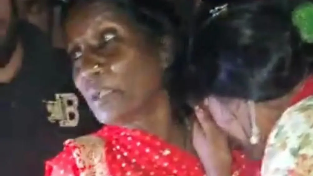 आजमगढ़ में भीषण सड़क हादसा: एक की मौके पर मौत, दो गंभीर घायल